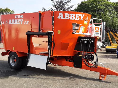 Abbey Diet Feeder - Vertical Feeders